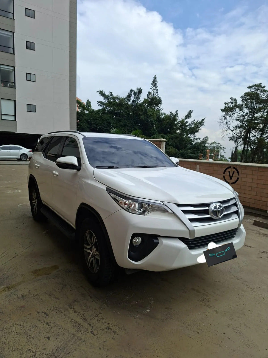 Toyota Fortuner 2.4 Street At 7as