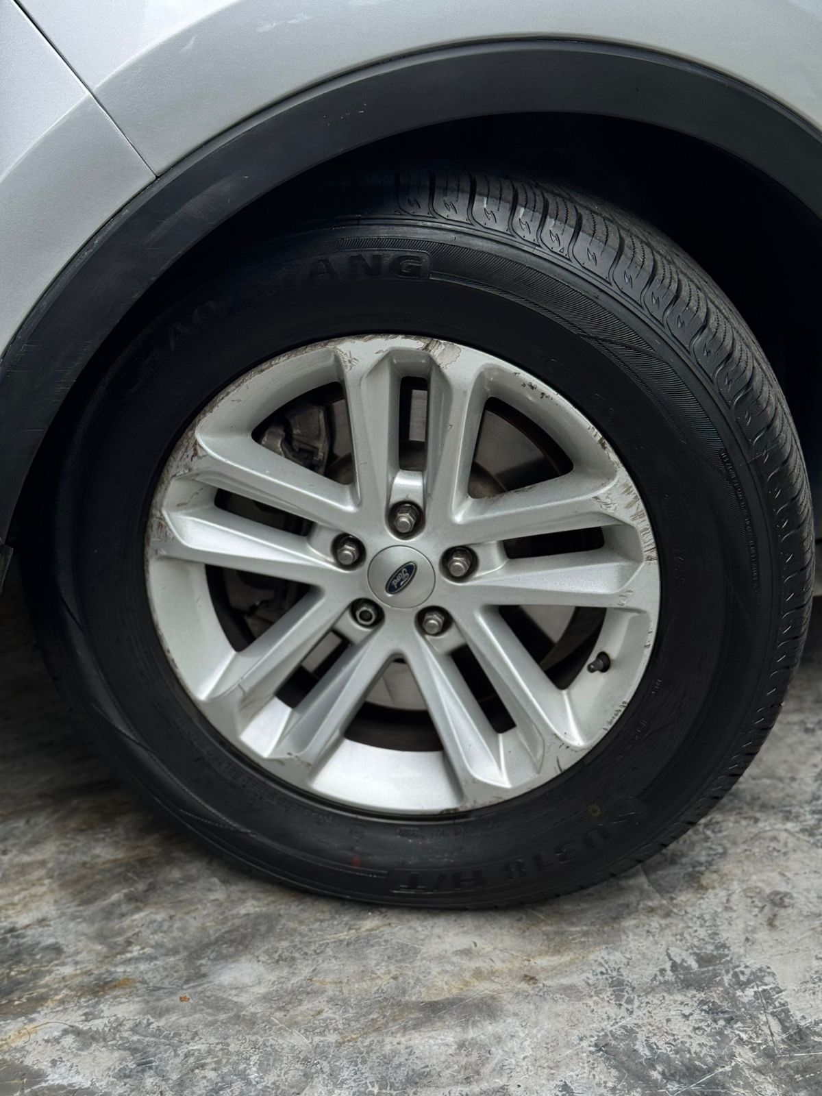 Ford Explorer Limited VALOR DIARIO