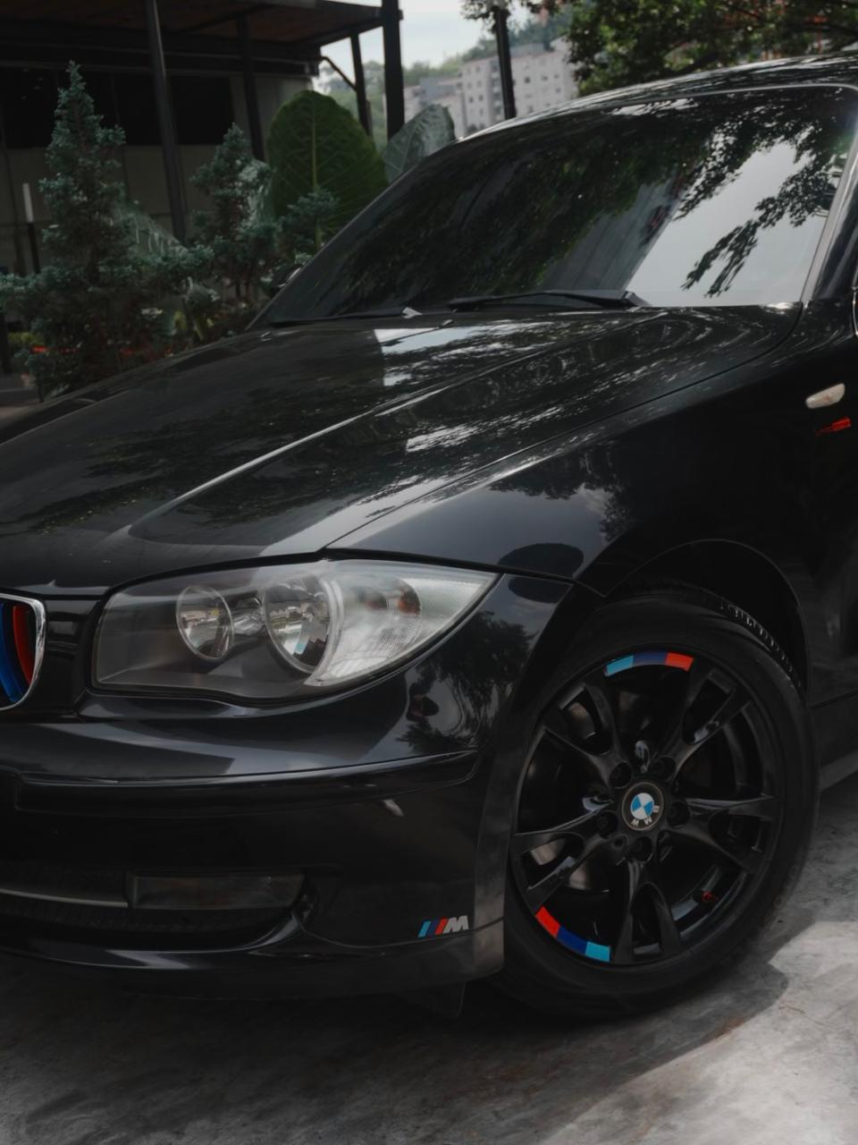 Bmw 210i 2008