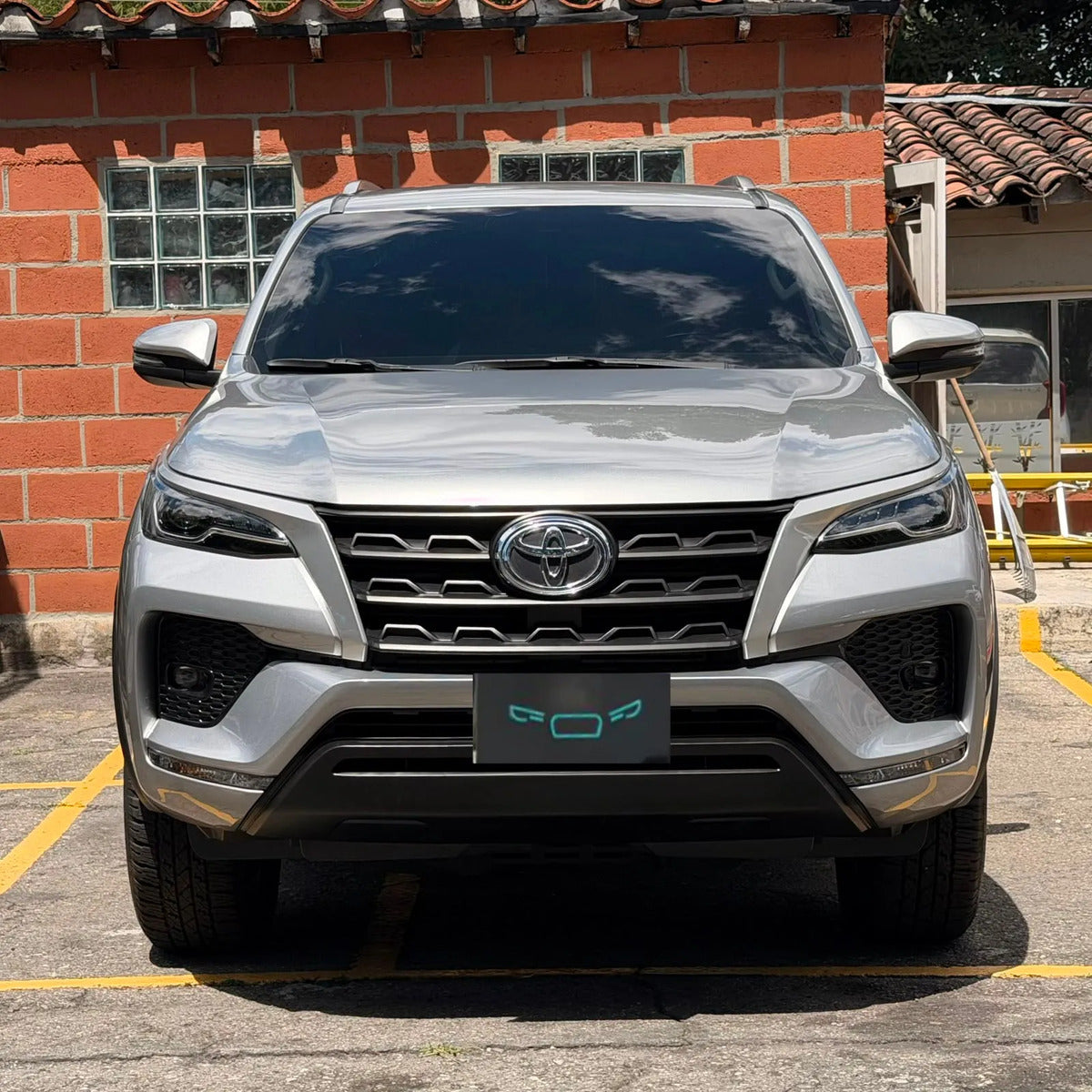 Toyota Fortuner 2.4 Diésel Sr 4x2