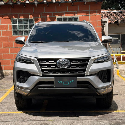 Toyota Fortuner 2.4 Diésel Sr 4x2