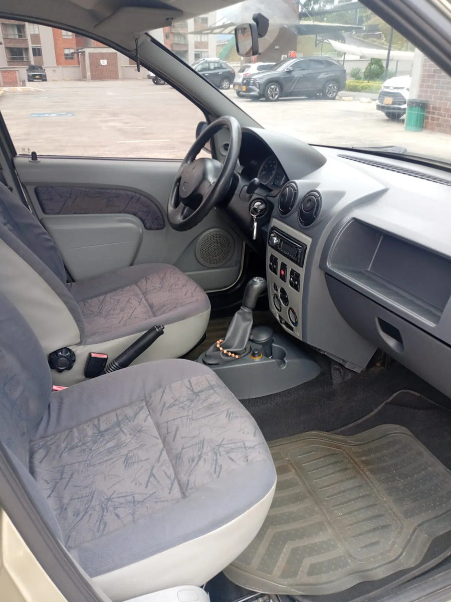 Renault Logan 1.4 Expression