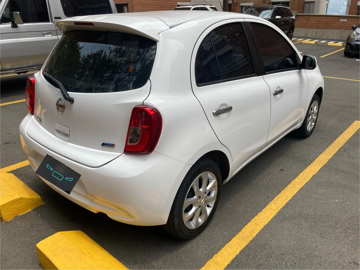 Nissan March 1.6 Sense At