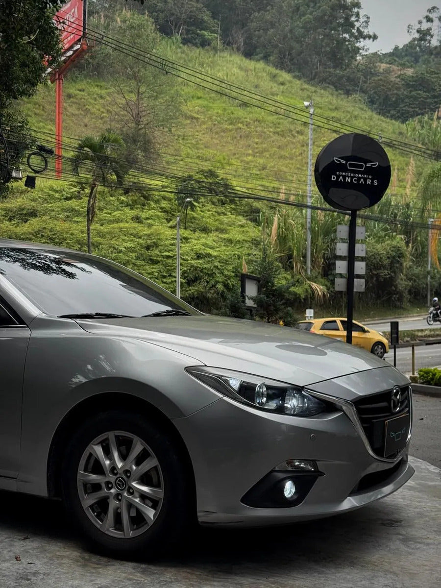 Mazda 3 2.0 Touring