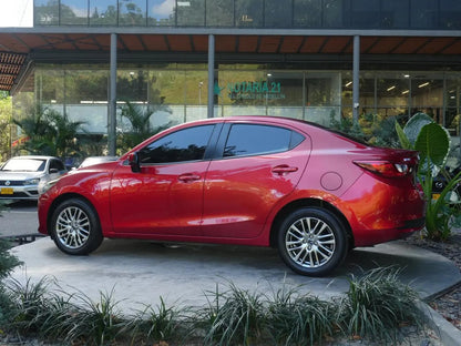 Mazda 2 1.5 Grand Touring Lx Sedan