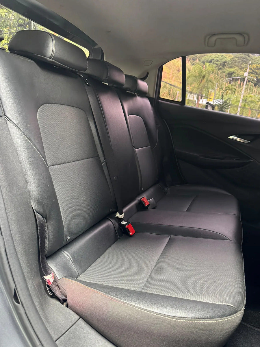 Chevrolet Onix 1.0t Premier Hatch At