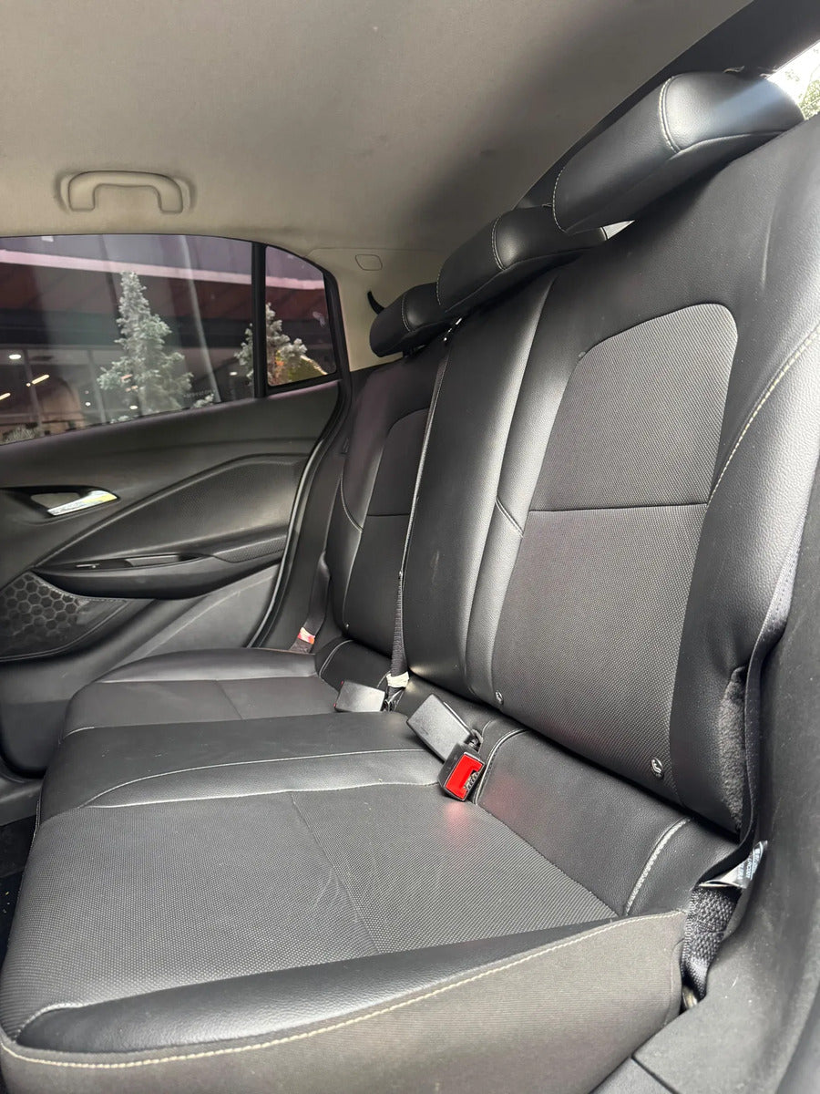 Chevrolet Onix 1.0t Premier Hatch At