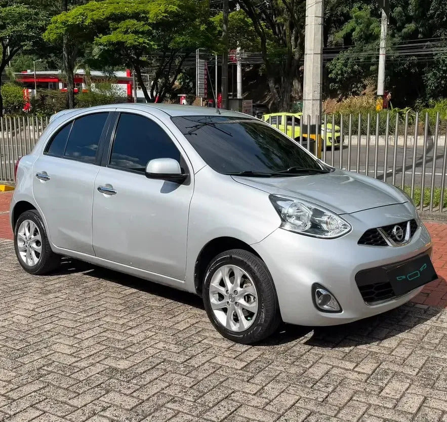 Nissan March 1.6 Advance At