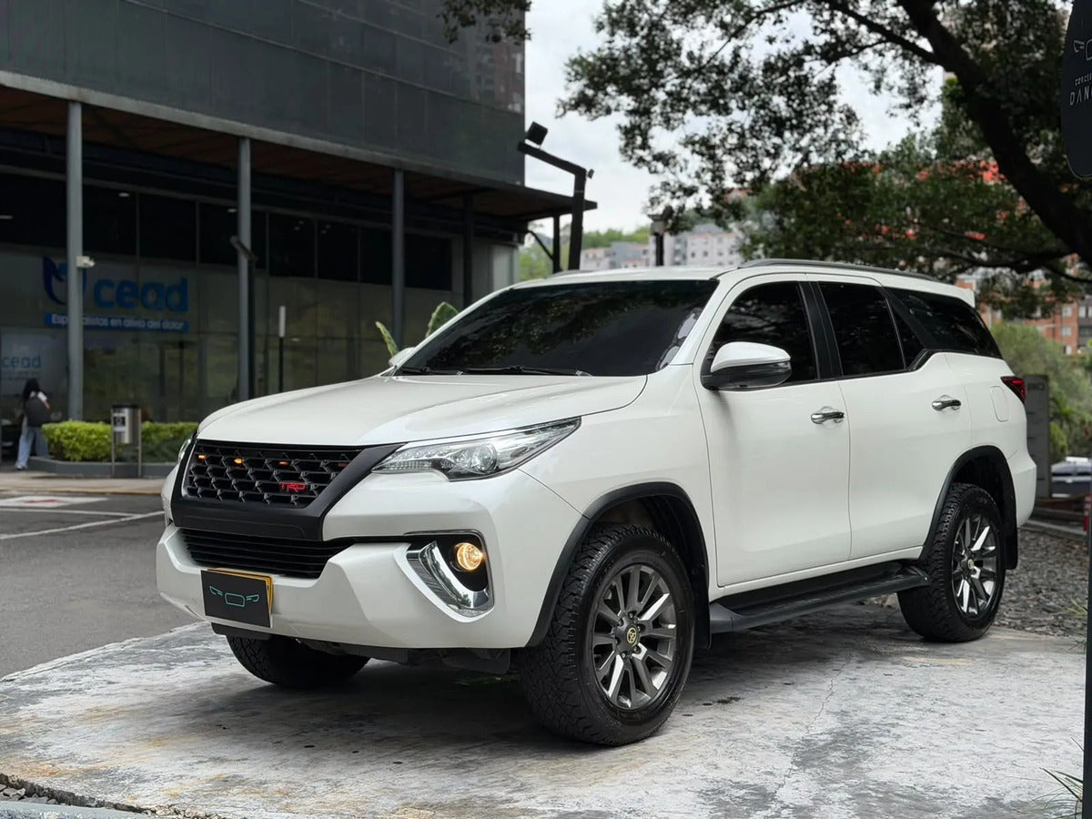 Toyota Fortuner 2.7l 4x2 At