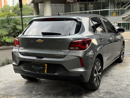 Chevrolet Onix 1.0t Premier Hatch At