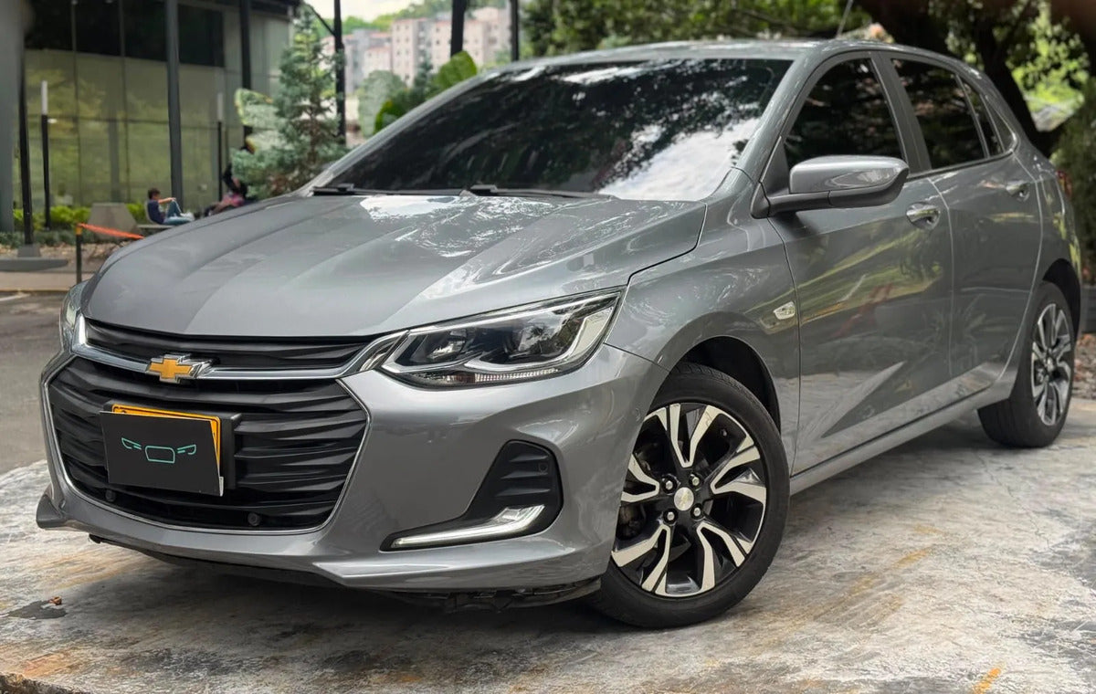 Chevrolet Onix 1.0t Premier Hatch At