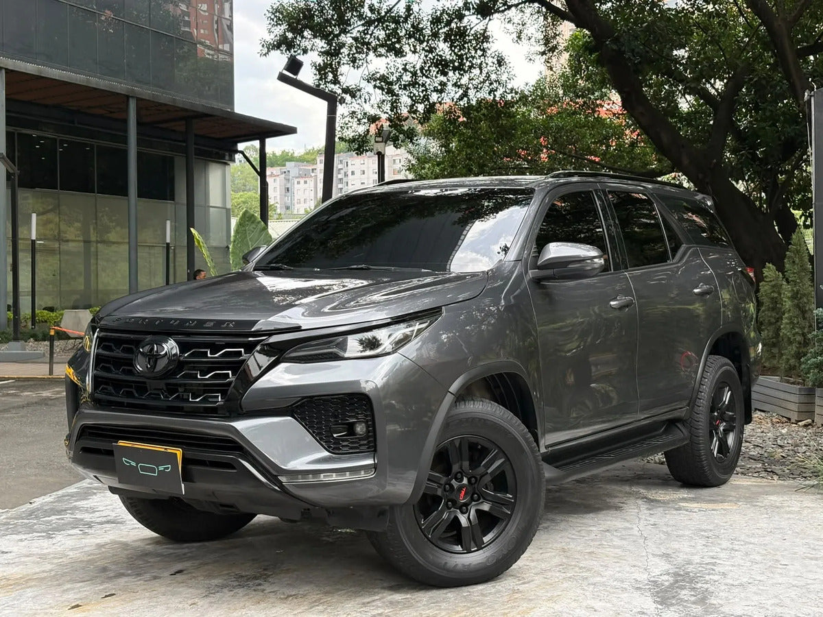 Toyota Fortuner 2.7l 4x2 At