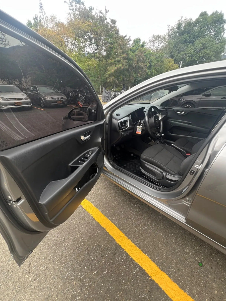 Kia Rio 1.4 Vibrant Mt