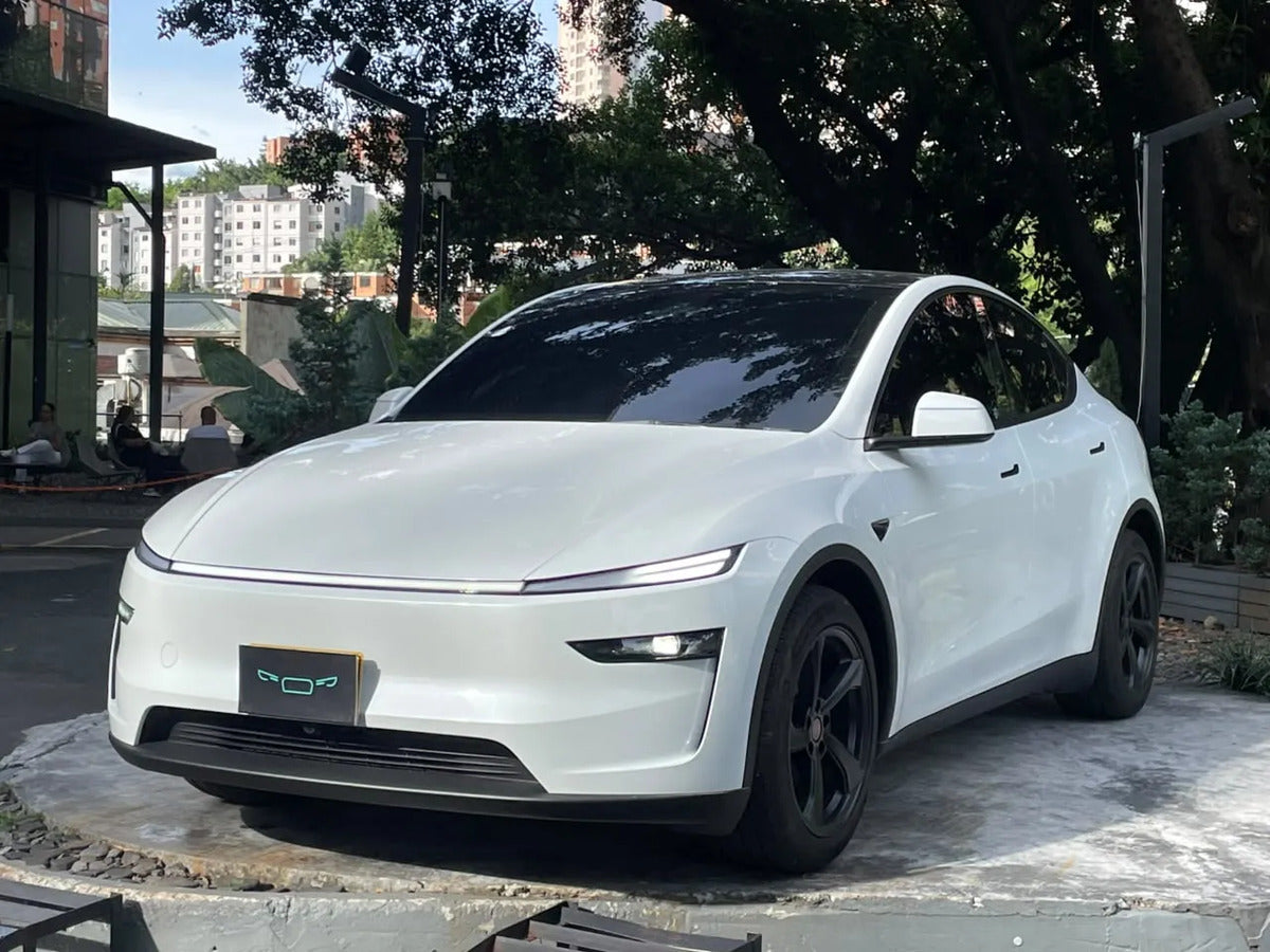 Tesla Model Y 0.0 Rwd