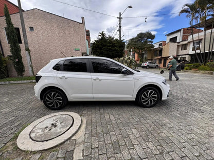 Volkswagen Polo 1.0 Highline At6