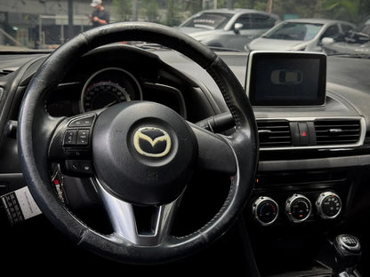 Mazda 3 2.0 Touring