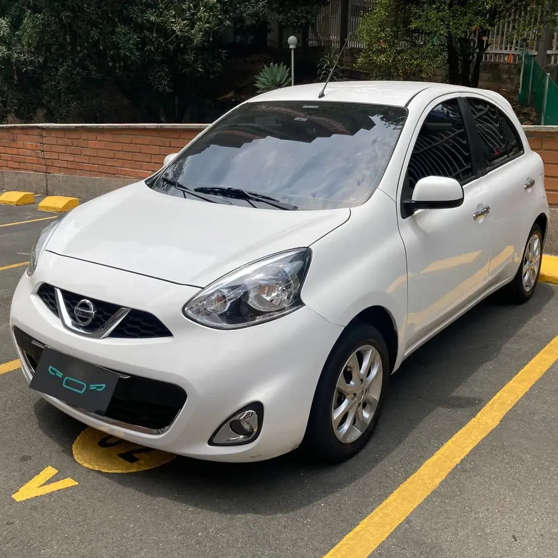 Nissan March 1.6 Active At