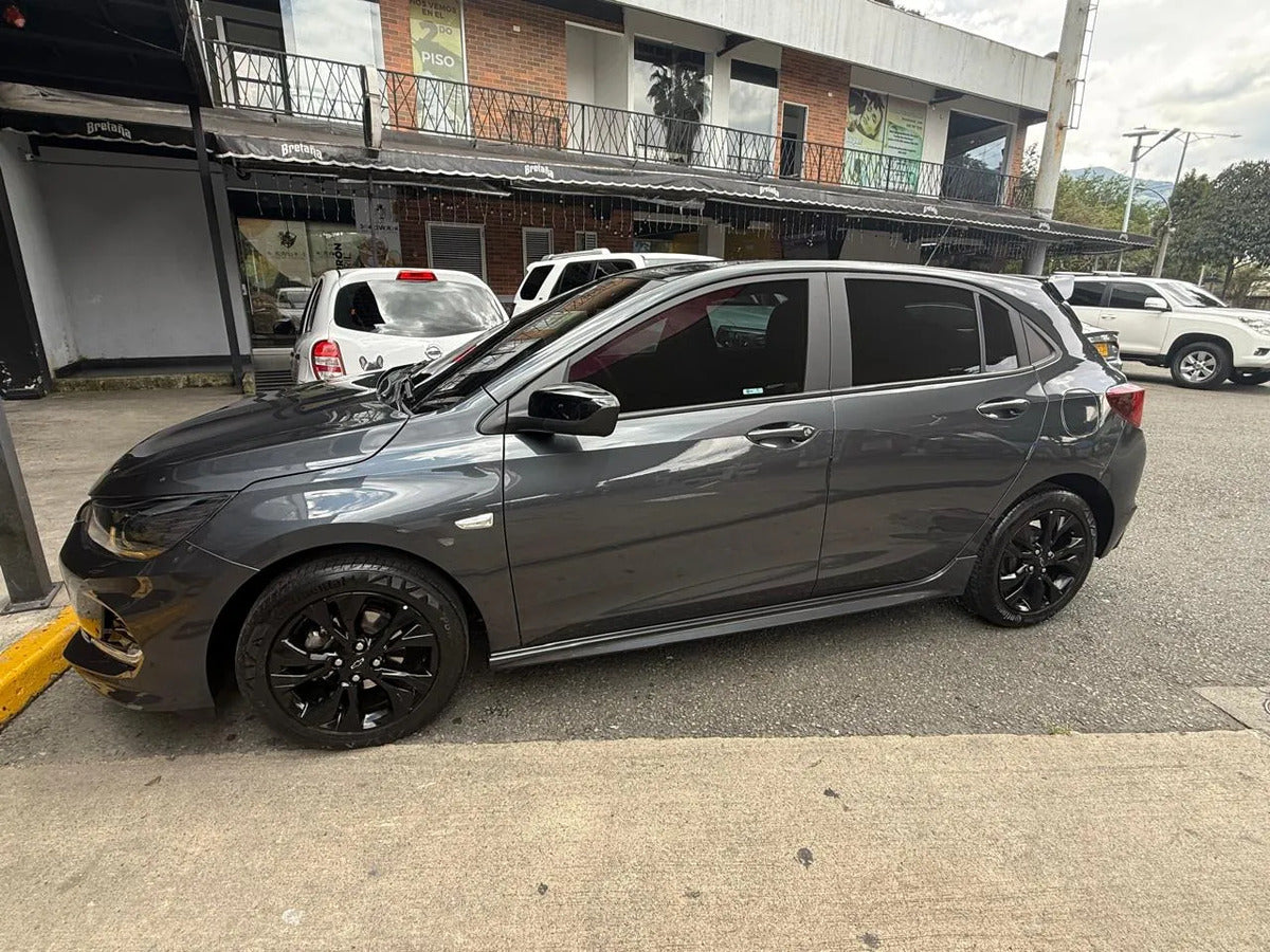 Chevrolet Onix 1.0t Rs Mt