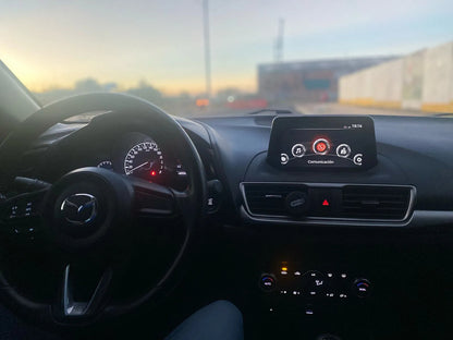 Mazda 3 2.0 Touring Mt