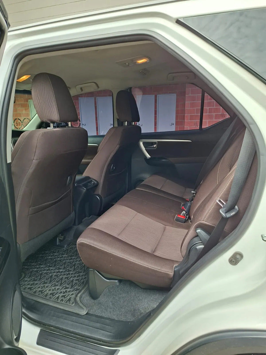 Toyota Fortuner 2.4 Street At 7as