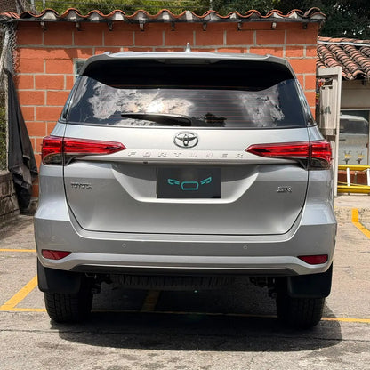 Toyota Fortuner 2.4 Diésel Sr 4x2