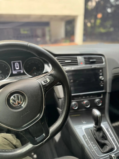 Volkswagen Golf 1.4 Tsi