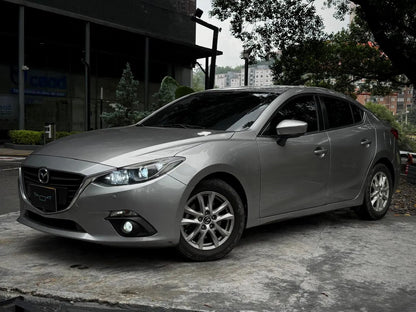 Mazda 3 2.0 Touring