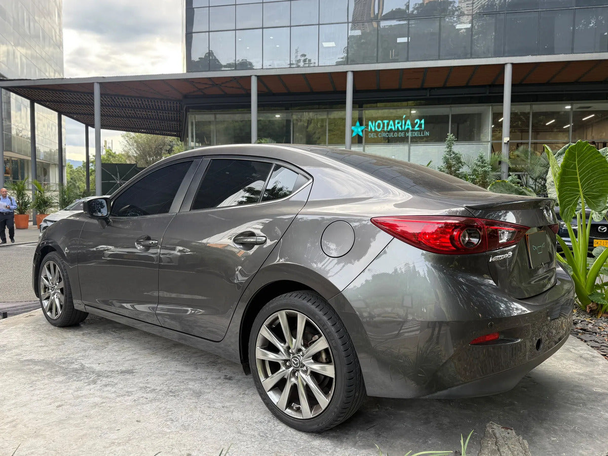 Mazda 3 2.0 Touring At
