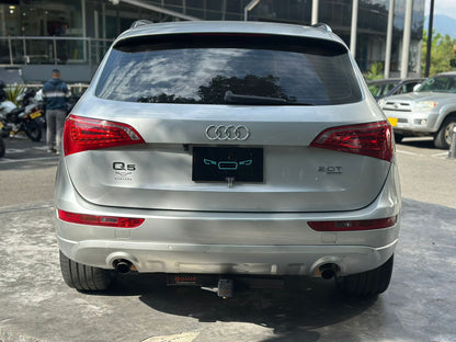 Audi Q5 S-Tronic Luxury 2011