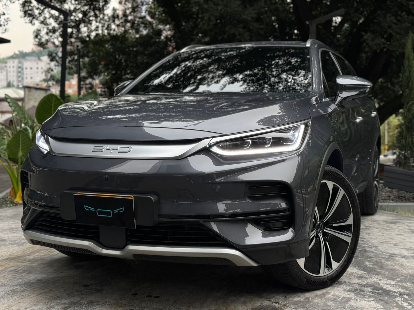 BYD Tang EV 2025