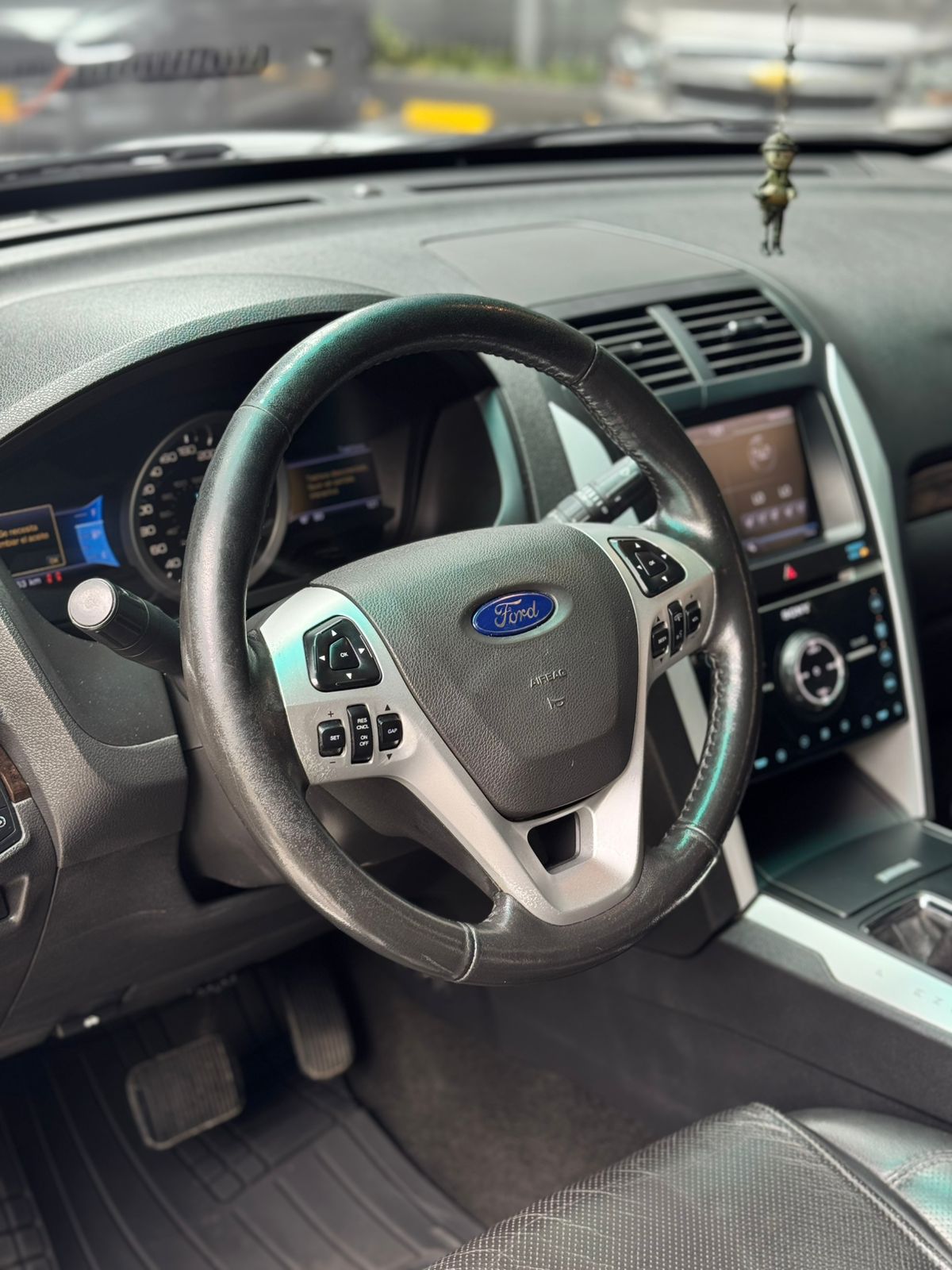 Ford Explorer Limited VALOR DIARIO