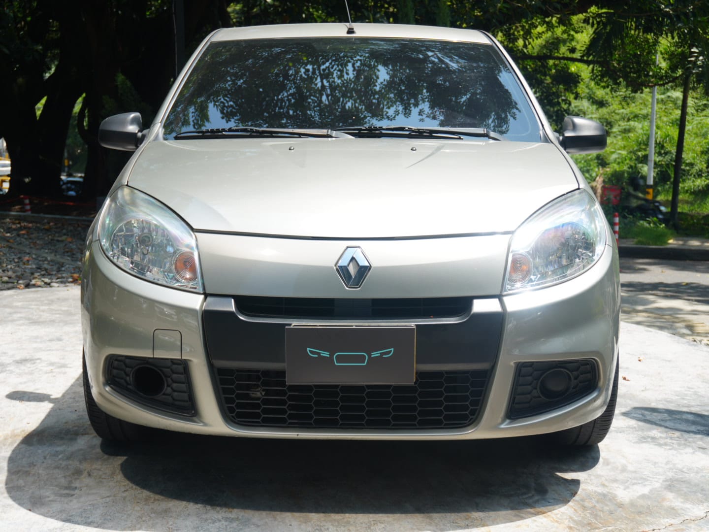 Renault Sandero Authentique 2015