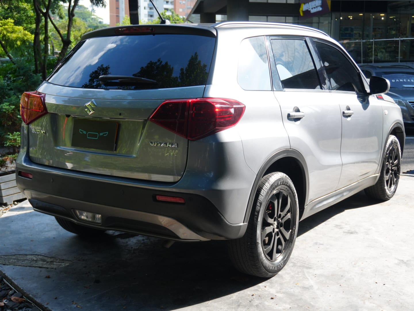 Suzuki Vitara Live 4x2 2023