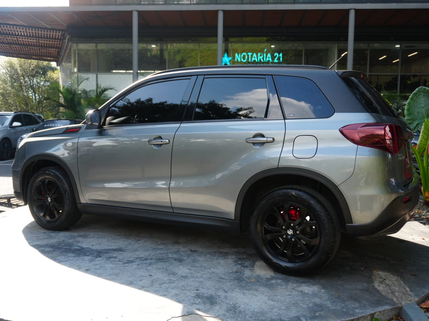 Suzuki Vitara Live 4x2 2023