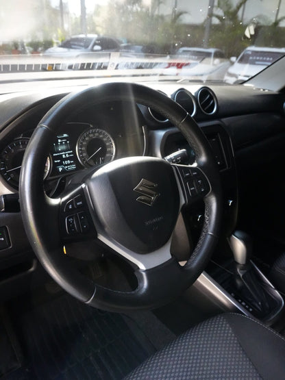 Suzuki Vitara Live 4x2 2023
