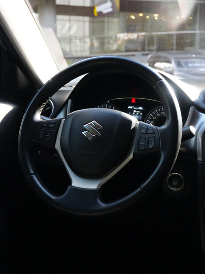 Suzuki Vitara Live 4x2 2023