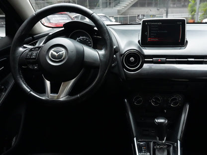 Mazda 2 Touring 2016