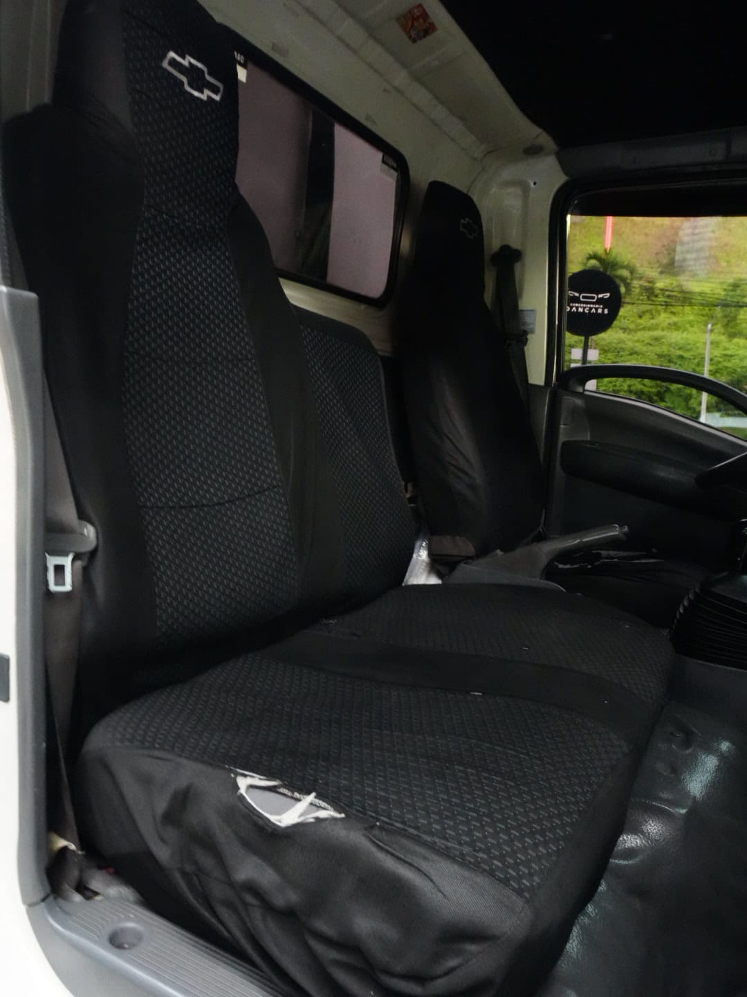 Chevrolet NHR 2014