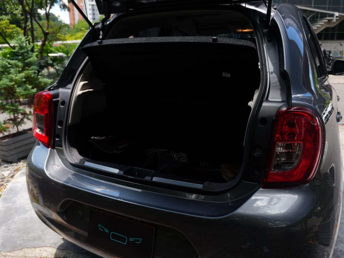 Nissan March Sense Connect 2020