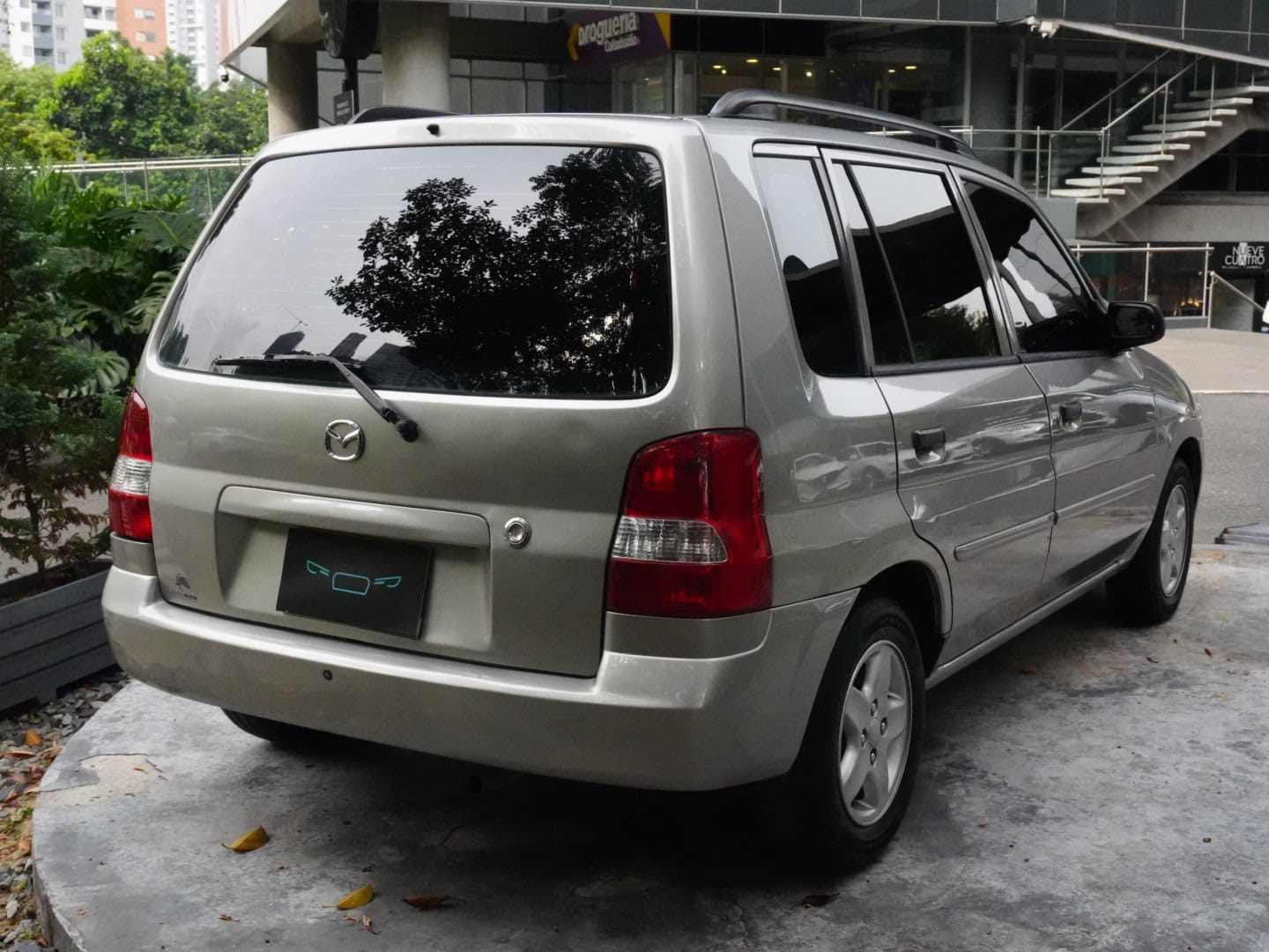 Mazda Demio 2005