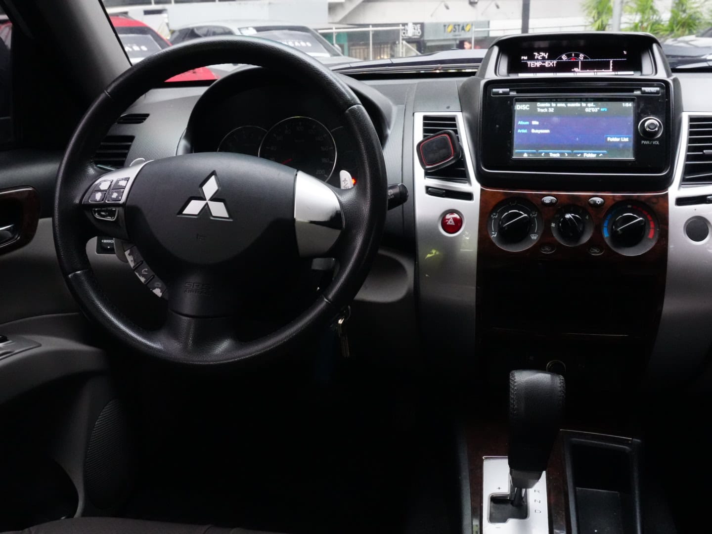 Mitsubishi Nativa Sport 2015