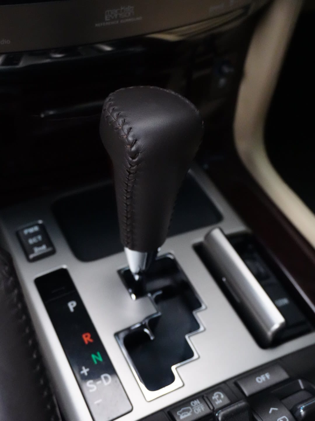 Lexus LX570 2014 Blindaje 2 Plus
