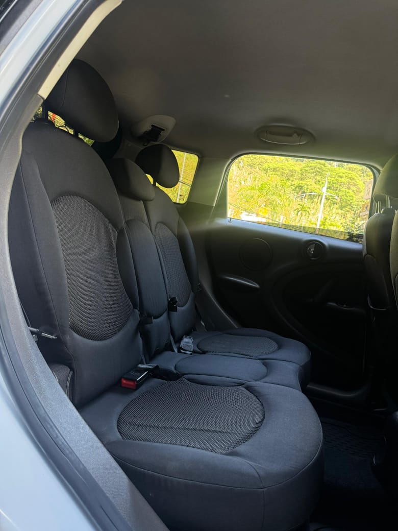 Mini Cooper Countryman 2011