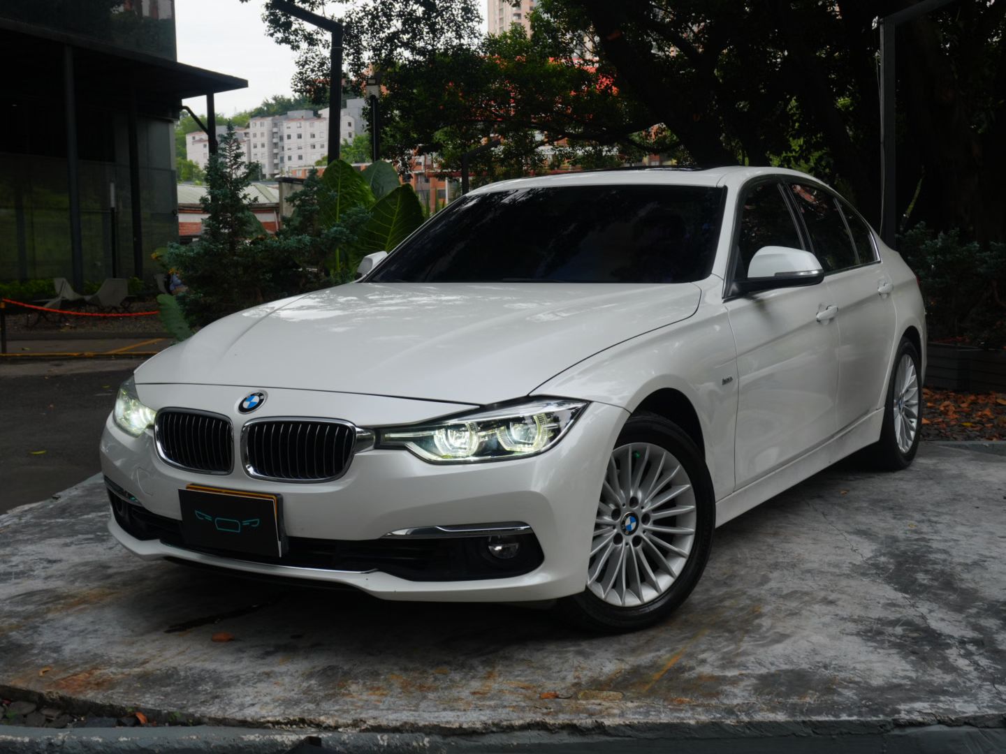 BMW 320I 2017