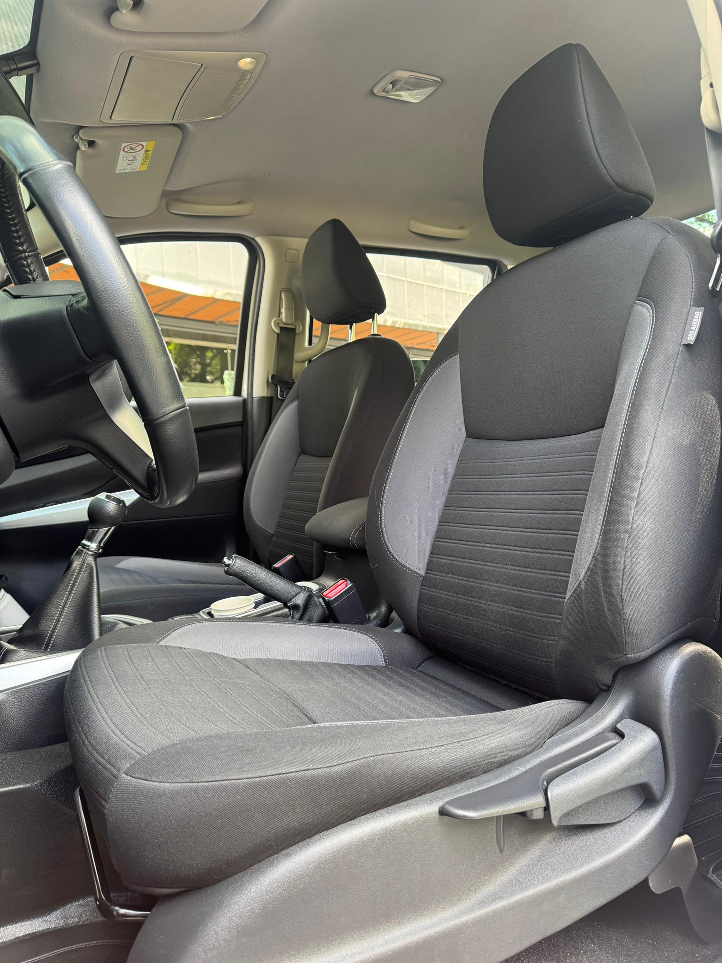 Nissan Frontier XE 2022 Salvamento Sura