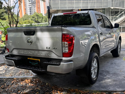 Nissan Frontier XE 2022 Salvamento Sura