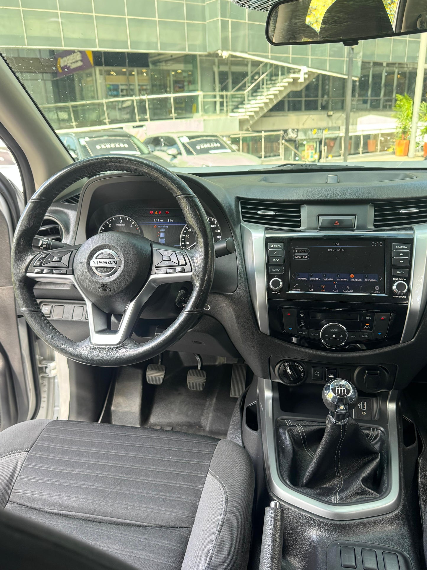 Nissan Frontier XE 2022 Salvamento Sura
