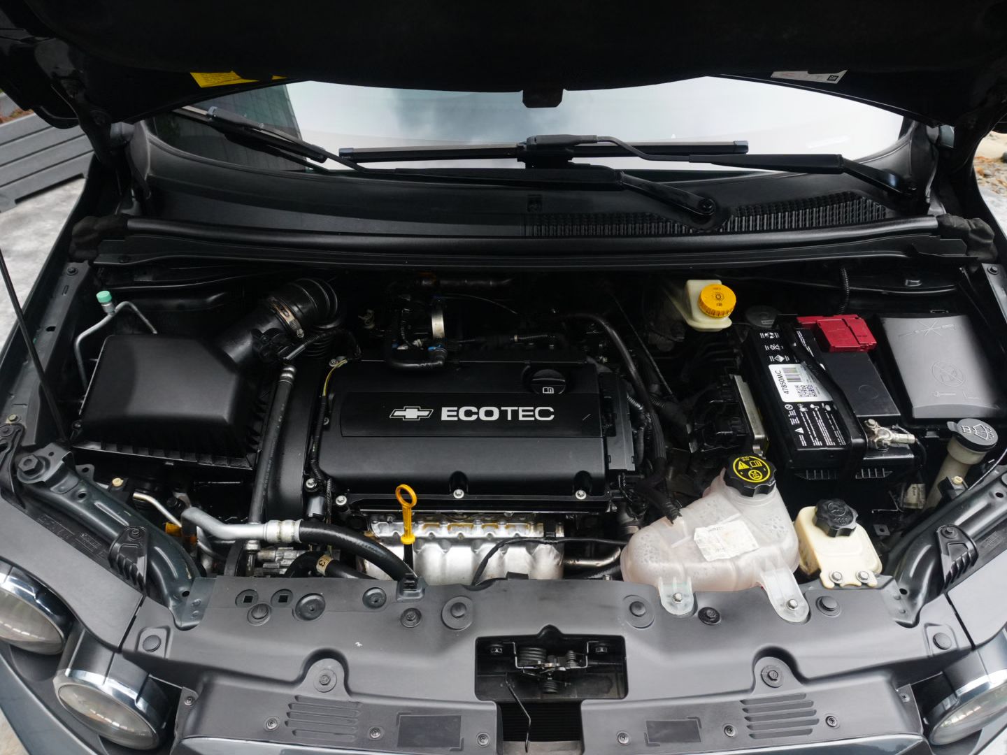 Chevrolet Sonic Lt 2015
