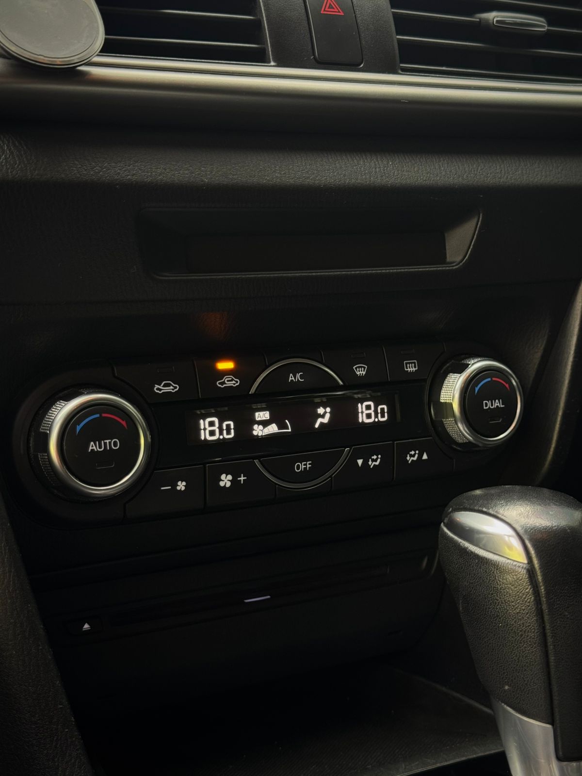 Mazda 3 Sport Touring 2019