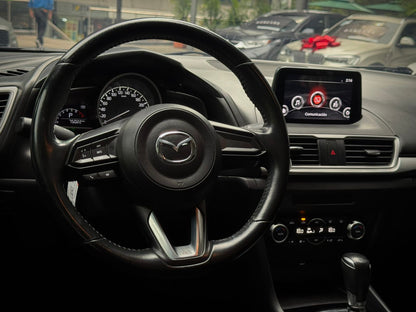 Mazda 3 Sport Touring 2019